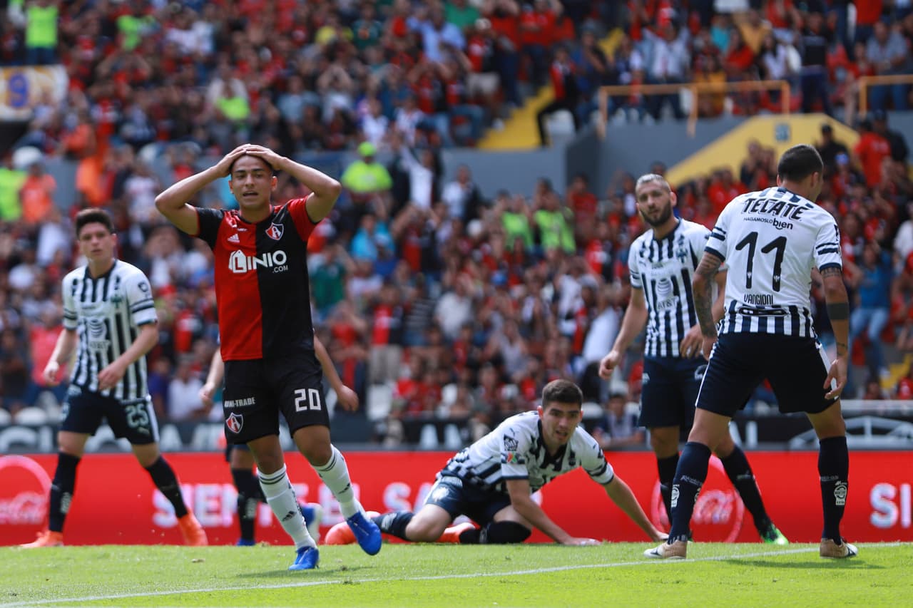 Atlas tuvo oportunidad de marcar más goles, pero Ían Torres (derecha) no pudo completar su doblete.