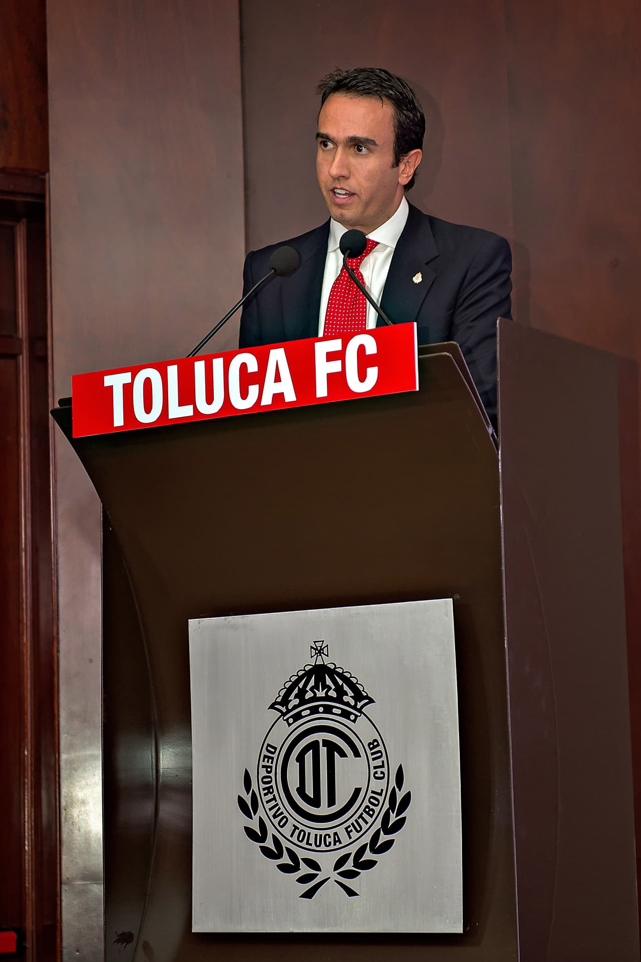 Toluca no acepta renuncia de Suinaga