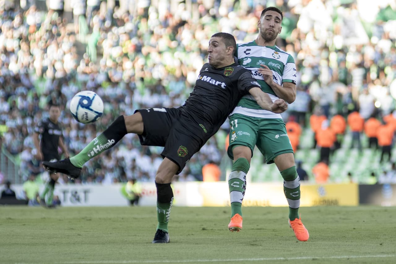 Juárez no pudo hacer nada en defensa