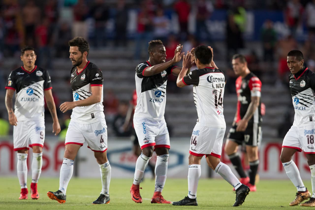 Llegó la primera victoria del torneo para los Lobos BUAP que derrotaron 3-1 a los Rojinegros del Atlas.