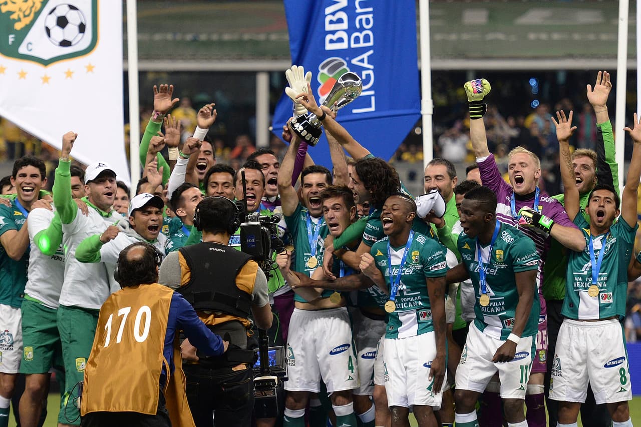 León (7): 1947-48, 1948-49, 1951-52, 1955-56, 1991-92, Apertura 2013 y Clausura 2014.