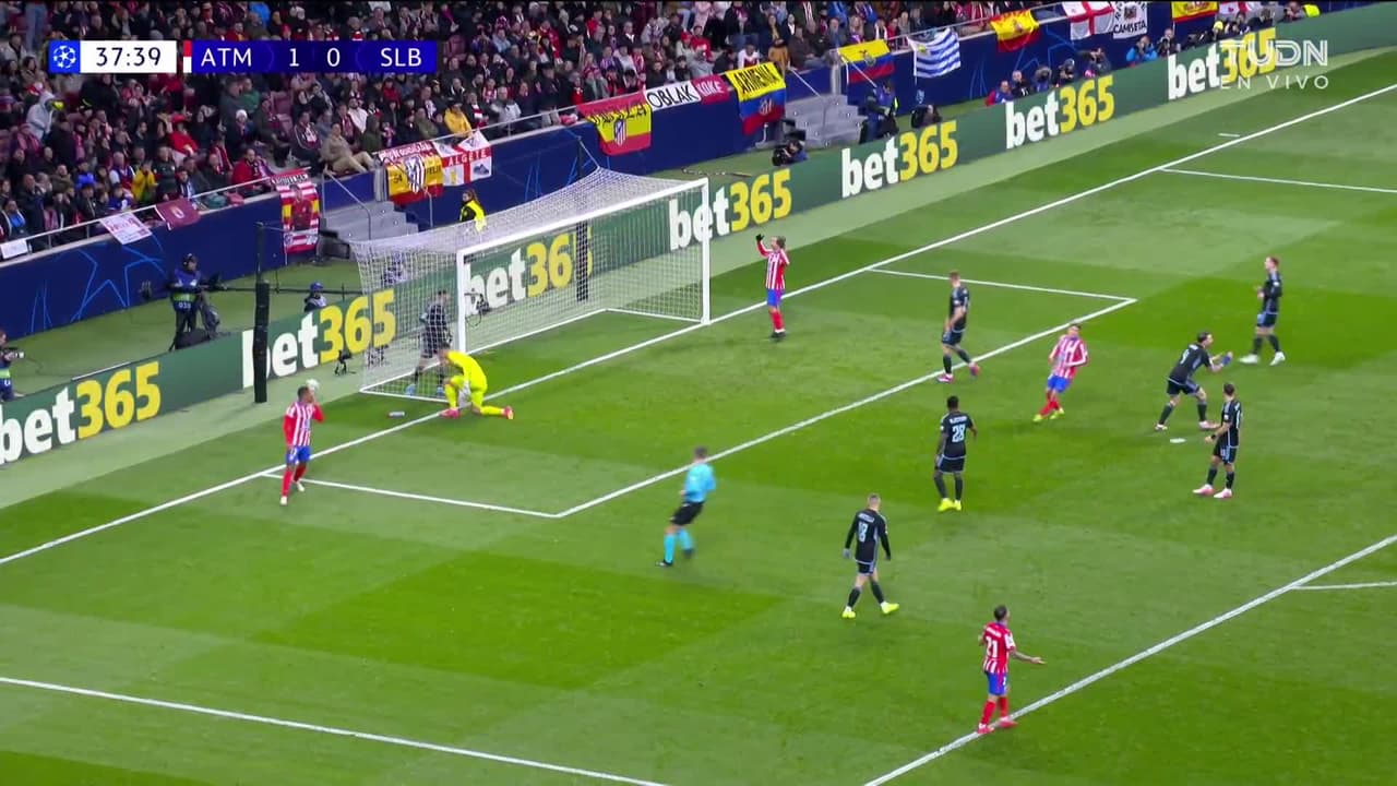 ¡TIRO ATAJADO! disparo por Samuel Lino.