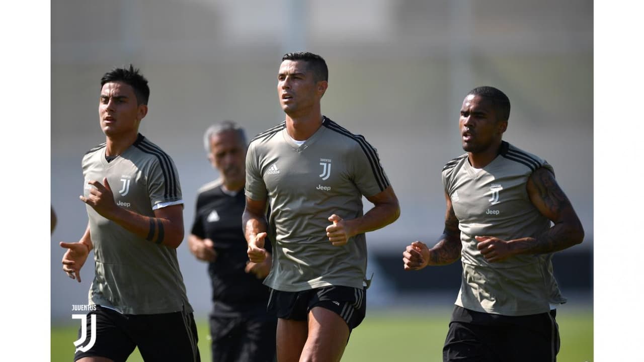 Sin duda alguna el portugués Cristiano Ronaldo fue el más seguido por los fotógrafos en esta sesión matutina.