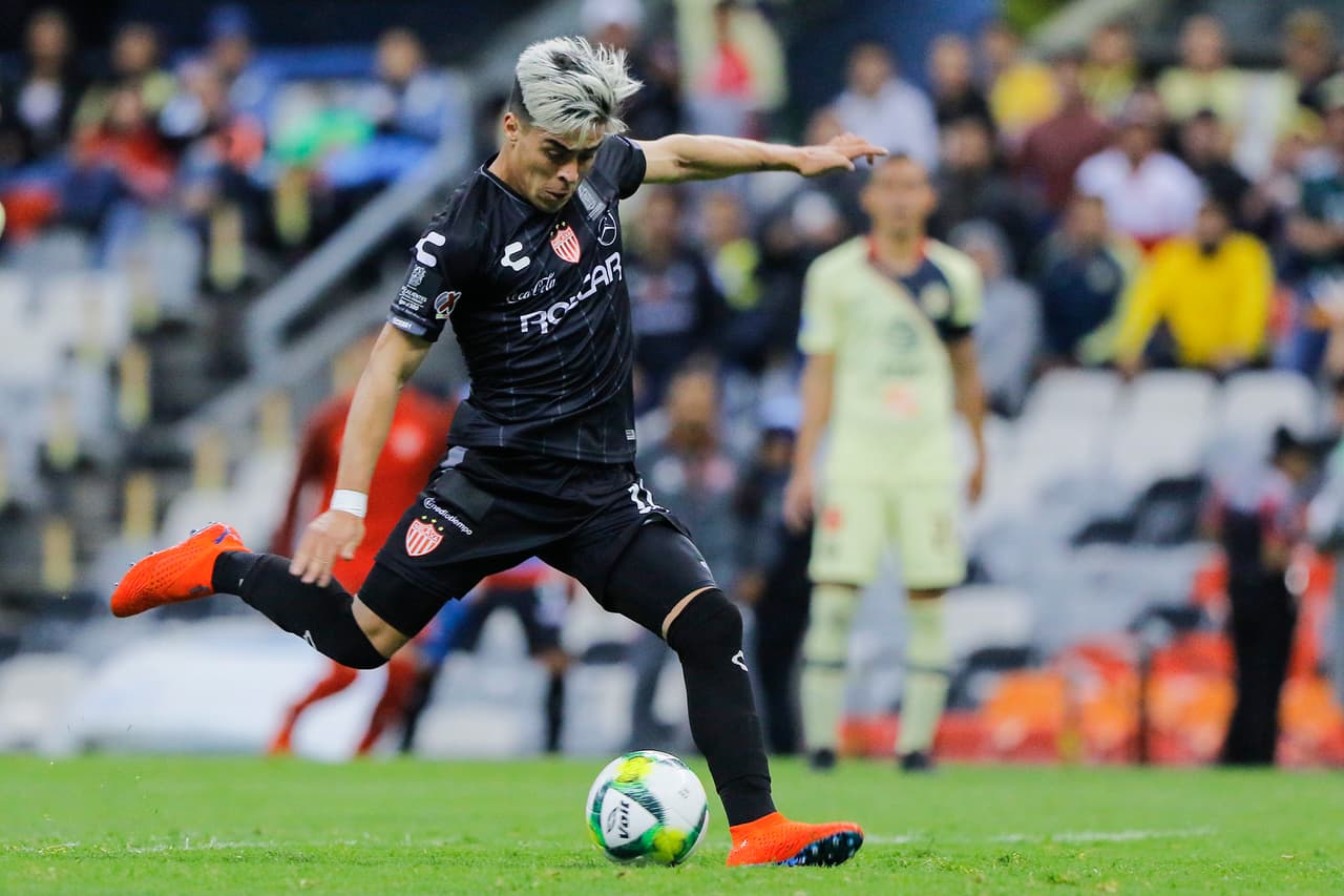 Y minutos después, en un error garrafal de Agustín Marchesín, en una salida equivocada, le robaron el balón y las consecuencias fueron desastrosas para las Águilas.