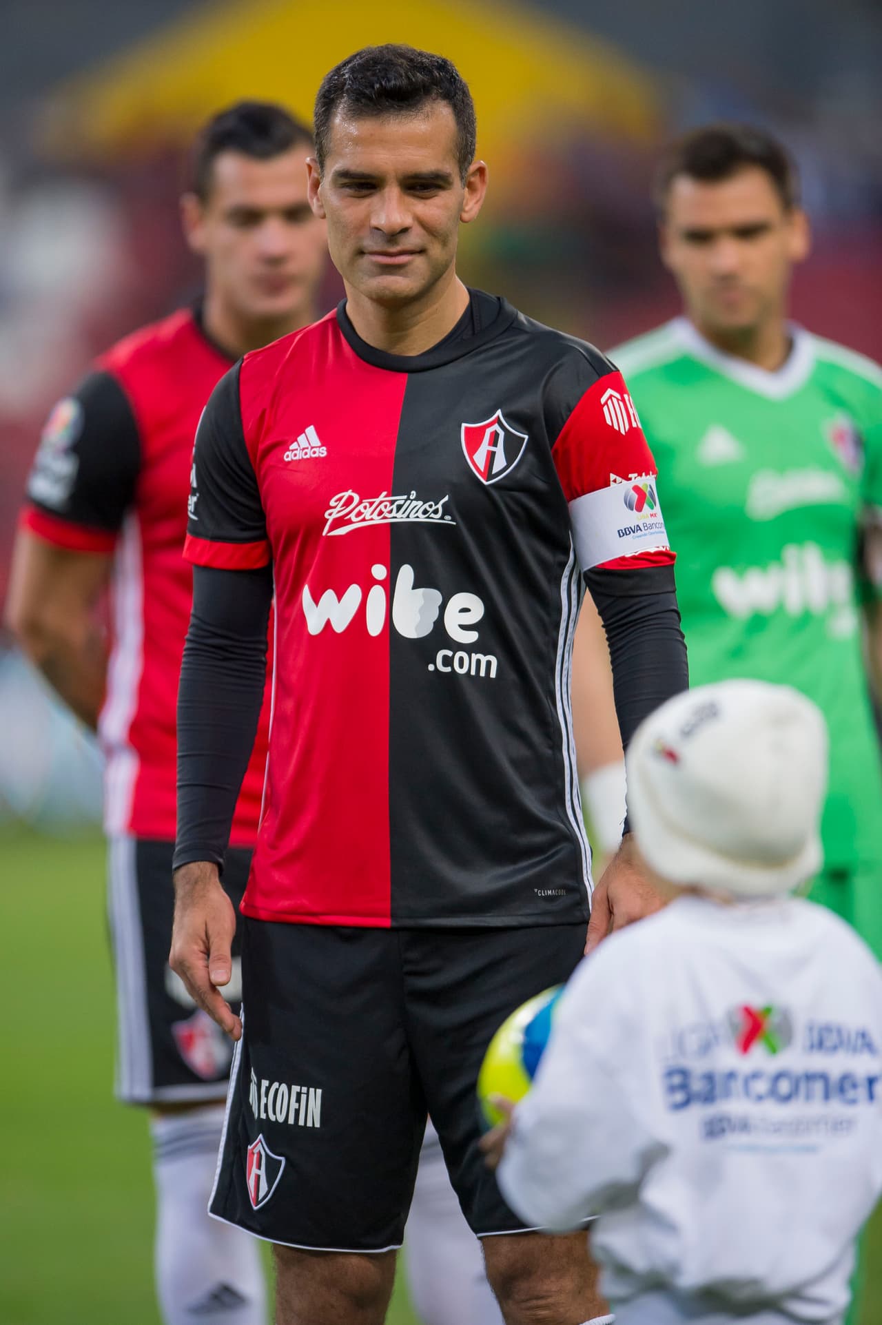A pesar de su veteranía, Márquez es uno de los futbolistas que genera respeto con su presencia. Además, gracias a su carisma, es de los más queridos entre mujeres y hombres.