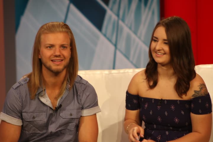 Charlotte vivió el colorido del capítulo 6 de 'La Carrera' por la Copa Oro, una competencia donde las parejas en busca del boleto a la Final del certamen aprovecharon para divertirse.