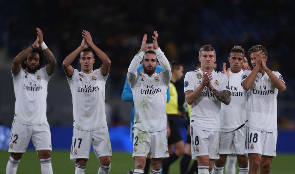 Tanto Real Madrid como Barcelona, junto al Spartak Moscú tienen la mayor diferencia de puntos para ganar un grupo: 11 puntos. Barça en la 2002-03, Real Madrid 2014-15 y Spartak en la 1995-96.