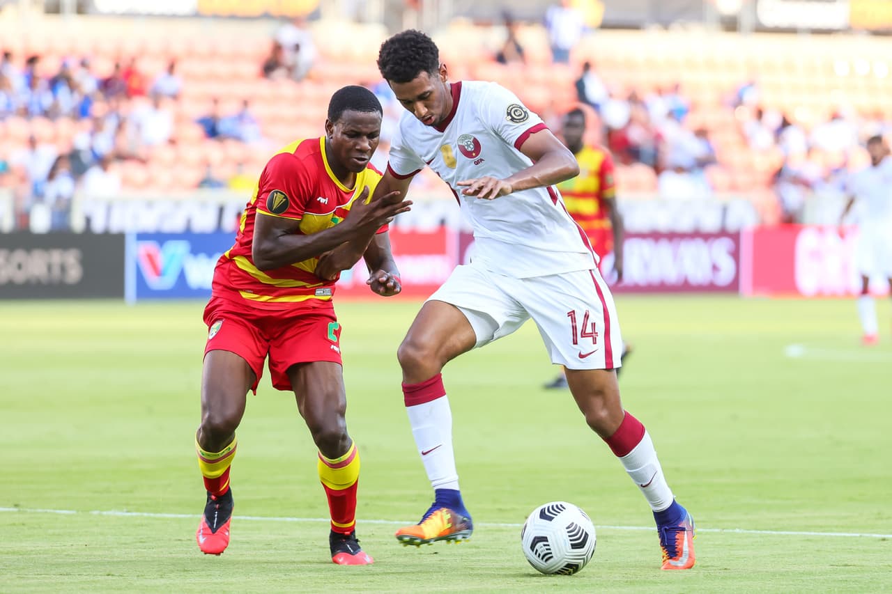 Catar se impuso con auroridad a Granada confirmando que viene en serio a la disputa de la Copa Oro.