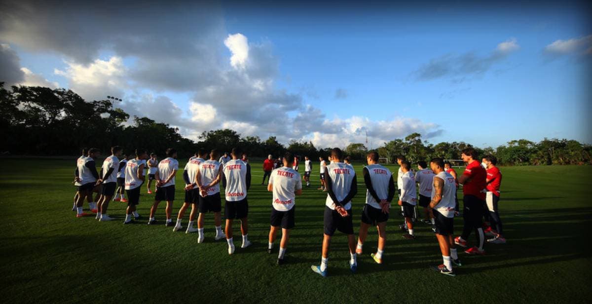 Chivas se aplica al máximo en los entrenamientos de pretemporada