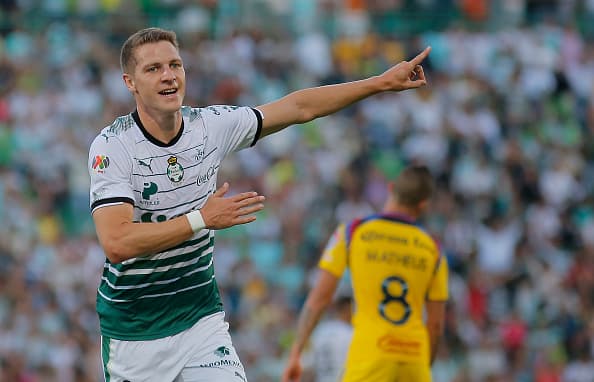 Santos no hacía cuatro goles al América desde hace 4 años y en Torreón no sucedía desde hace 11 años.