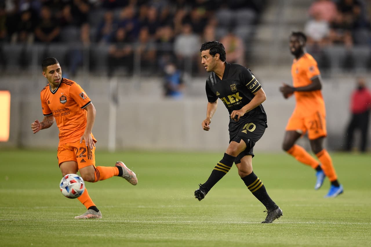 Carlos Vela brindó la asistencia para el gol local y estuvo en el terreno de juego durante algo más de 60 minutos.
<br>