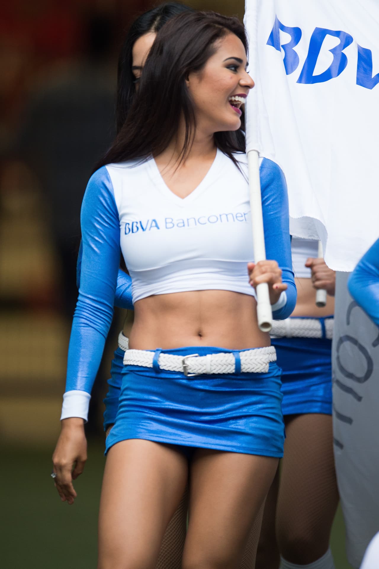 La belleza de las porristas en la fecha 15