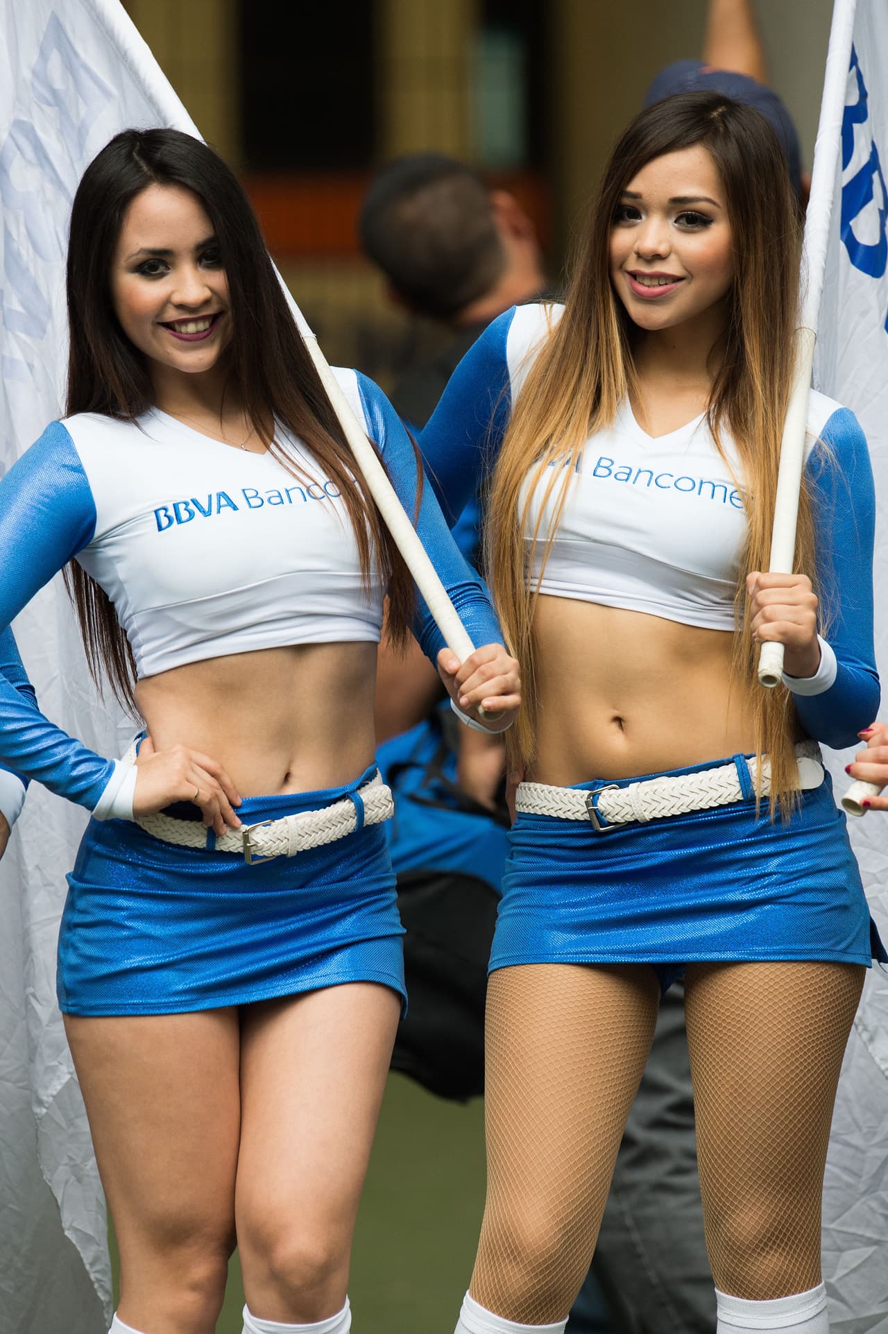 La belleza de las porristas en la fecha 15