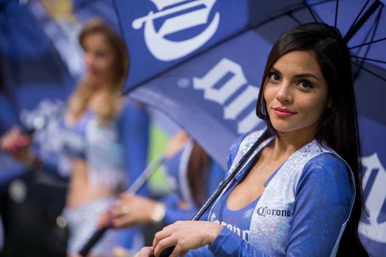 La belleza de las porristas en la fecha 15