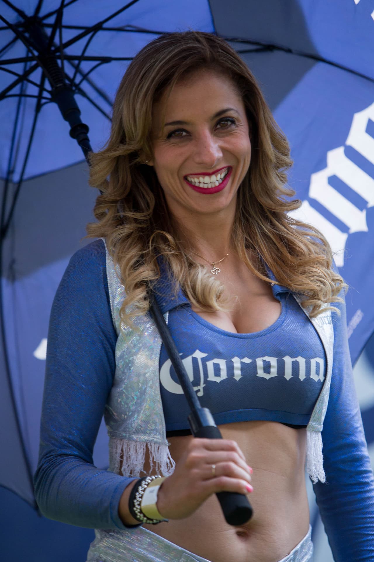 La belleza de las porristas en la fecha 15