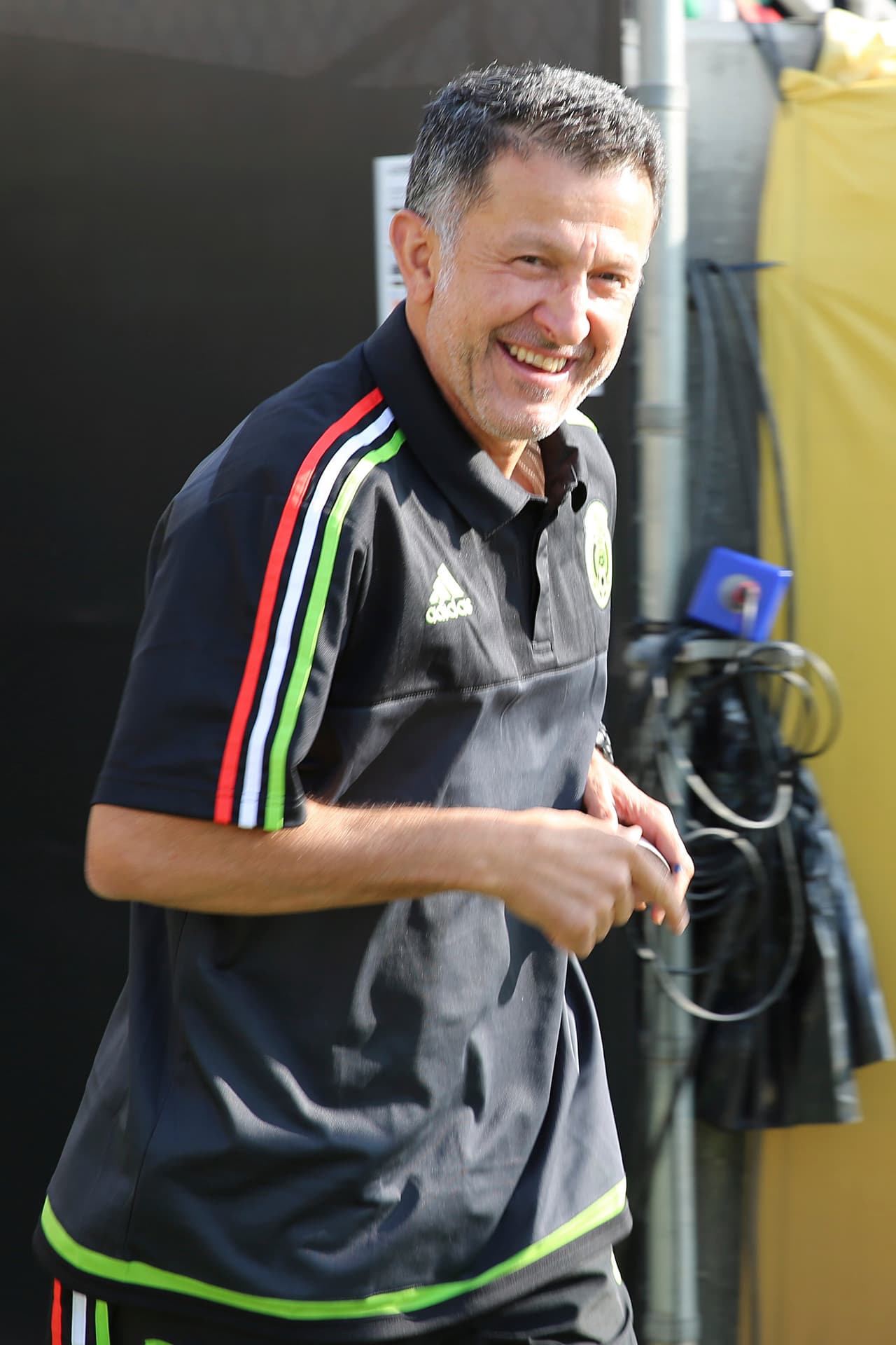 El colombiano Juan Carlos Osorio sería el primer extranjero en ocupar el banquillo seis años después de Eriksson. El 'cafetero' tuvo un excelente arranque sin recibir tantos en los primeros 7 partidos e invicto durante 9 juegos.