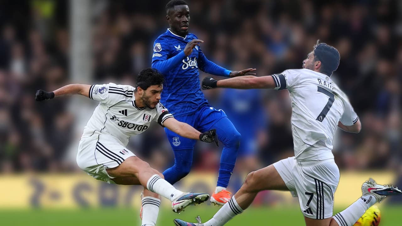 ¿Anotó o no? La polémica jugada de Raúl Jiménez