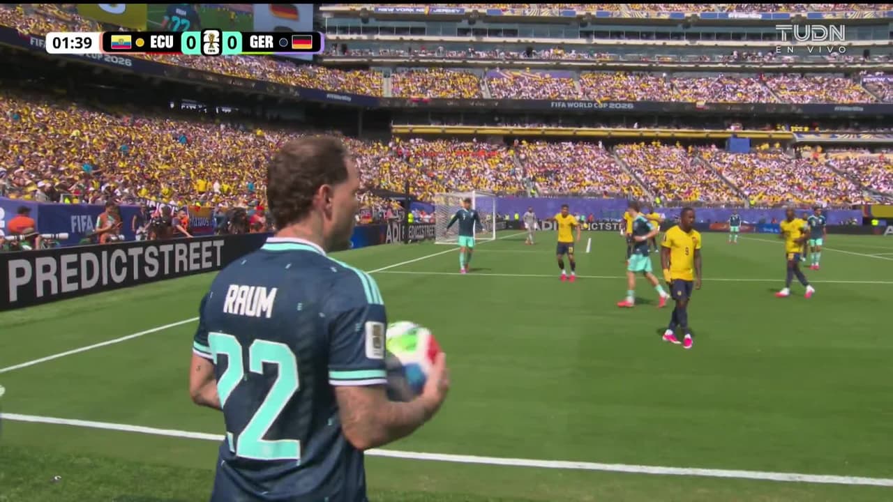 ¡GOL!  anota para Alemania. Leroy Sané