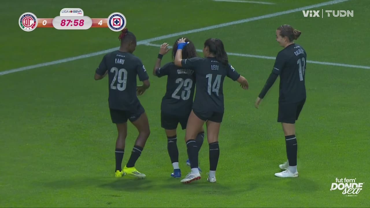 ¡Triplete de Uchenna Kanu! Cruz Azul golea a Toluca