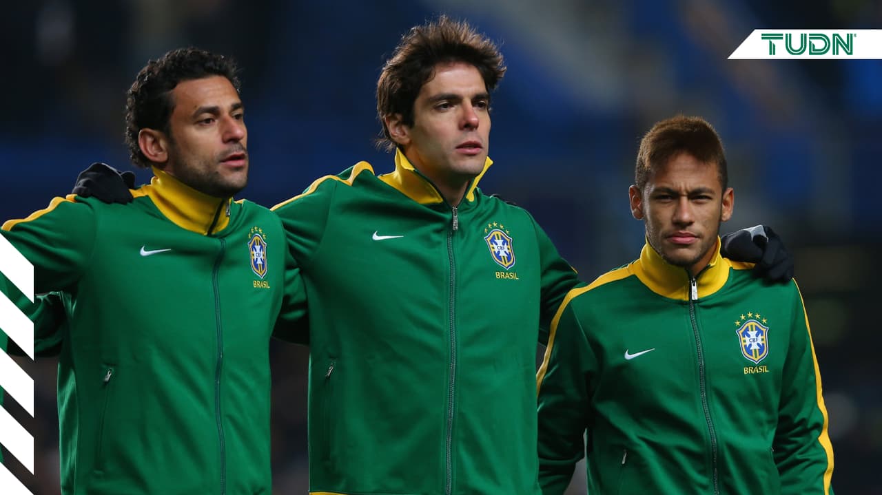 Kaká aconseja a Neymar mantenerse en el PSG