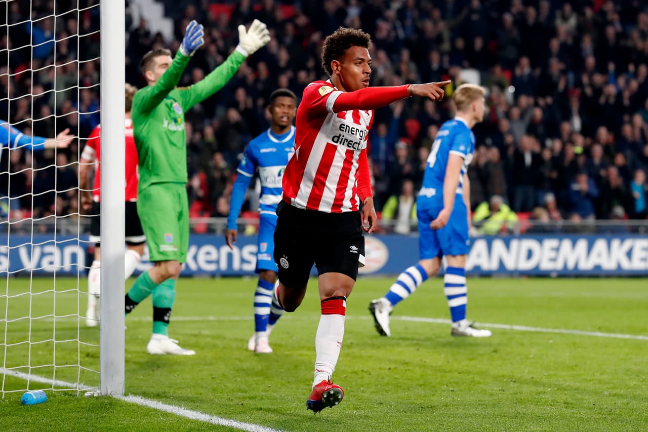 La última anotación del partido la consiguió Donyell Malen, de nuevo por la vía aérea para sellar el 4-0 a favor del PSV.
