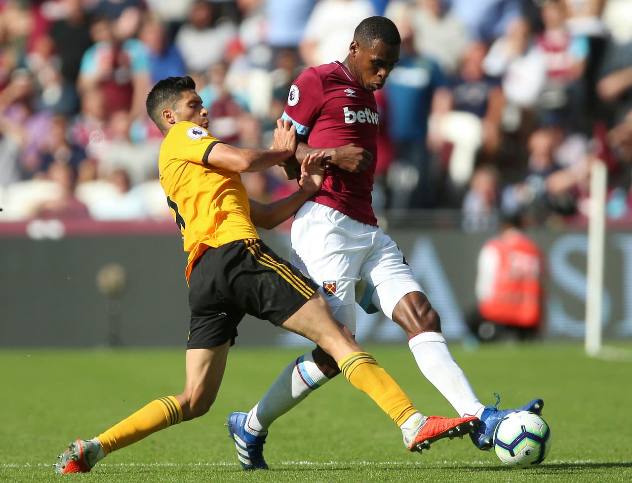 El partido para Jiménez acabó al minuto 87 cuando Nuno lo sacó para darle lugar a Rúben Vinagre.