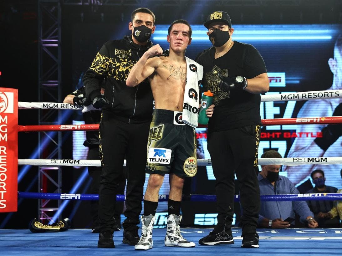 JC Chávez cree que Valdez no es suficiente para Berchelt