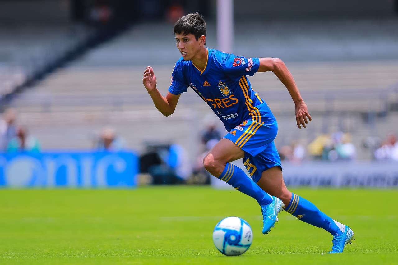 Un revulsivo interesante es el mexicano Jurgen Damm, que con 74 de media tiene la carta más veloz del fútbol mexicano con 95 puntos de ritmo. Además, tiene buen regate.