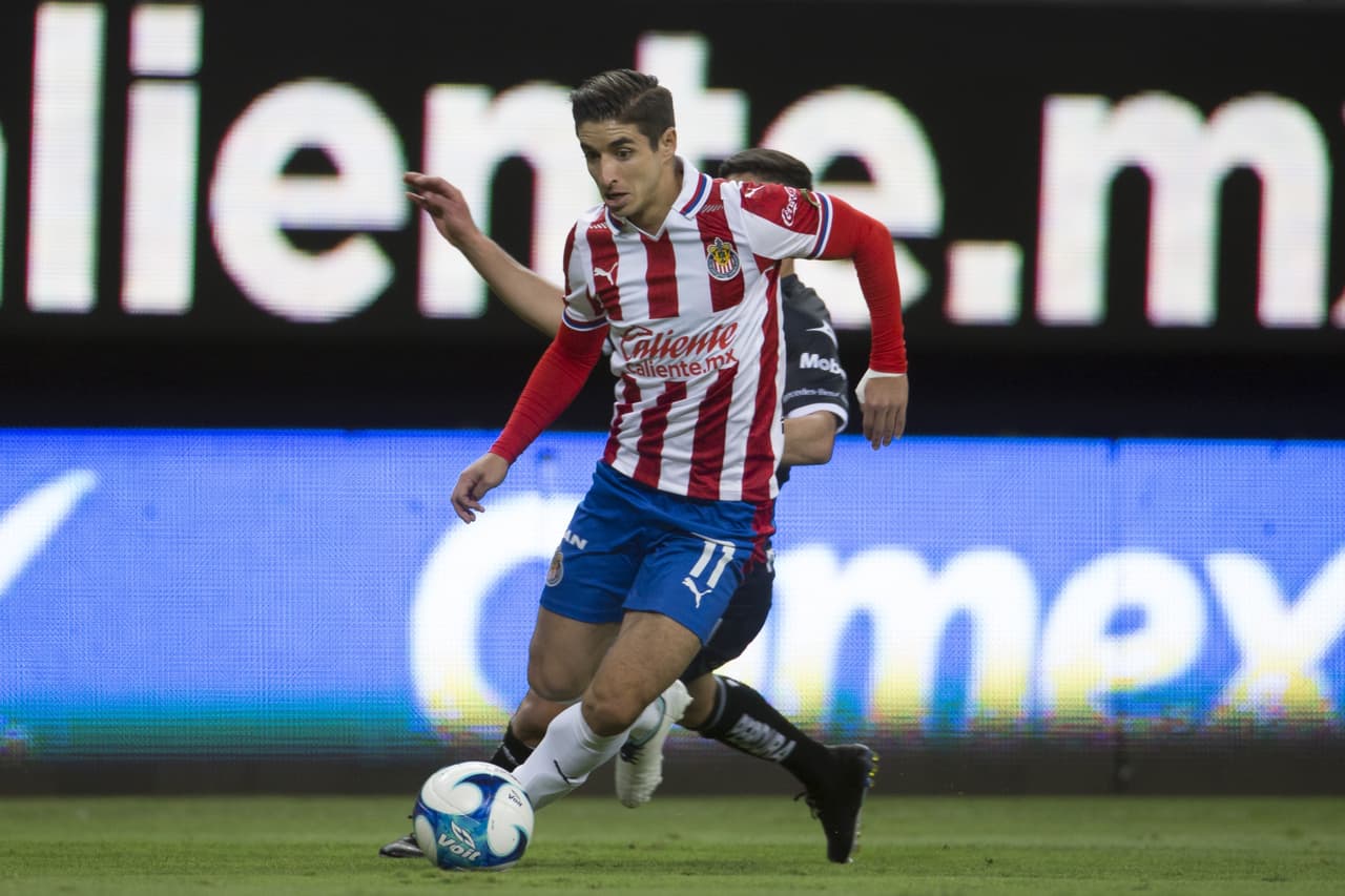 Ian González (39’) adelantó a los visitantes con un caño sobre Gudiño. Angulo (45+1’) emparejó los cartones tras recibir una asistencia de Brizuela. JJ Macías (53’) apareció para marcar autogol y regresarle la ventaja a los Rayos; volvió a aparecer al 90+4’ para redimirse y rescatar un punto en casa. Necaxa llegó a 5 unidades y Chivas se queda con 6.