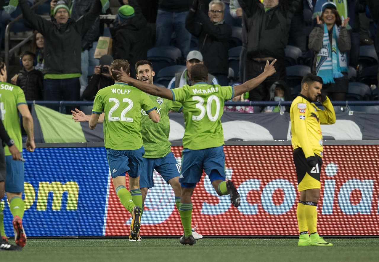 Seattle Sounders vivió una fiesta esta noche en el CenturyLink Field al clavarle cuatro goles al Santa Tecla de El Salvador.
