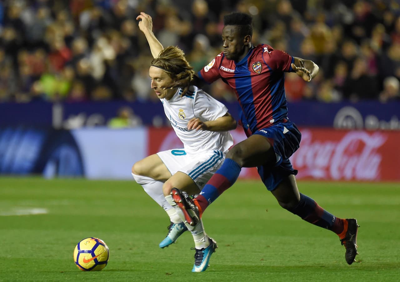 Levante ocupa la posición 17 y está metido hasta el fondo en la lucha por no descender.