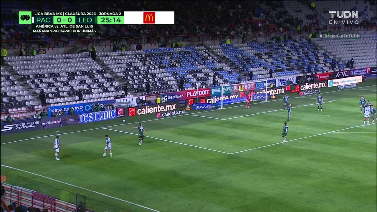 ¡TIRO ATAJADO! disparo por Alán Bautista.