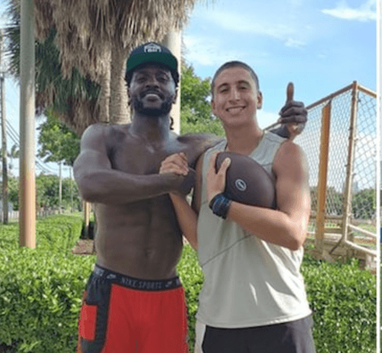 Peter Zamora, el QB de prepa que entrena a Antonio Brown