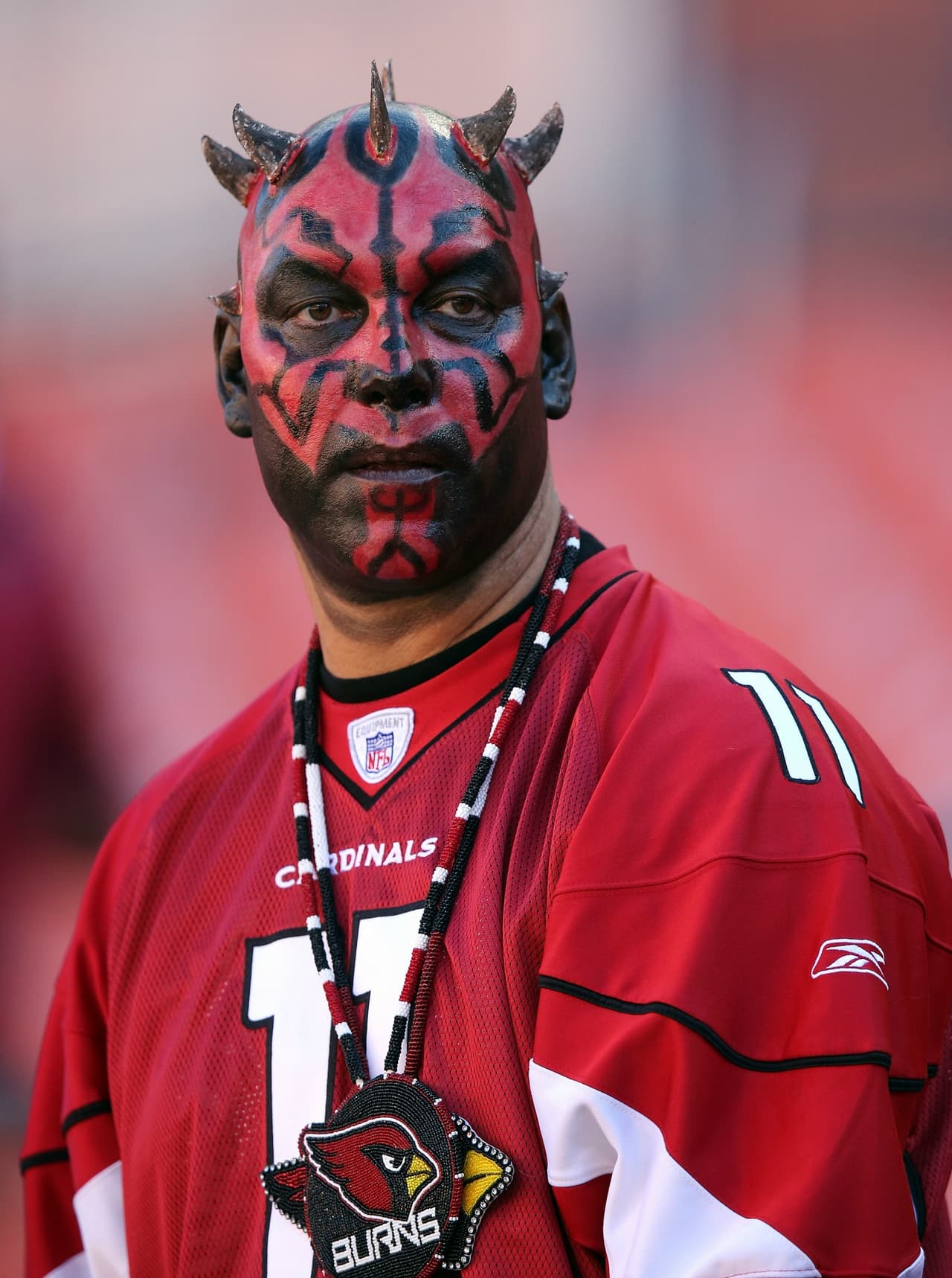 Día Internacional de Star Wars y los fans de la NFL y de la exitosa película nos enseñan sus mejores disfraces para que "la fuerza los acompañe" durante los partidos.