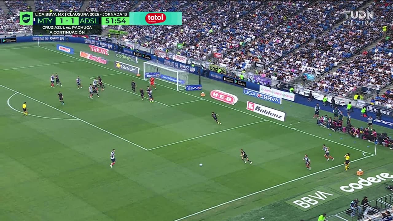 ¡TIRO ATAJADO! disparo por Luca Orellano.