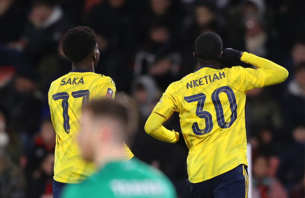 El Arsenal derrotó al Bournemouth 1-2, a domicilio, en la cuarta ronda de la FA Cup, con goles de Saka y Nketiah, que disputó el inicio de la misma con el Leeds United.