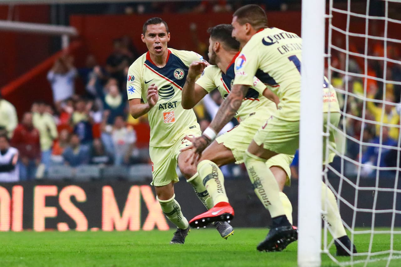 Y a los 59 minutos, uno de esos tantos balones al área del equipo de José Cardozo, causó confusión y de eso se aprovechó a la perfección el paraguayo Bruno Valdez, quien atento estuvo en el área Rojiblanca para puntear el esférico.