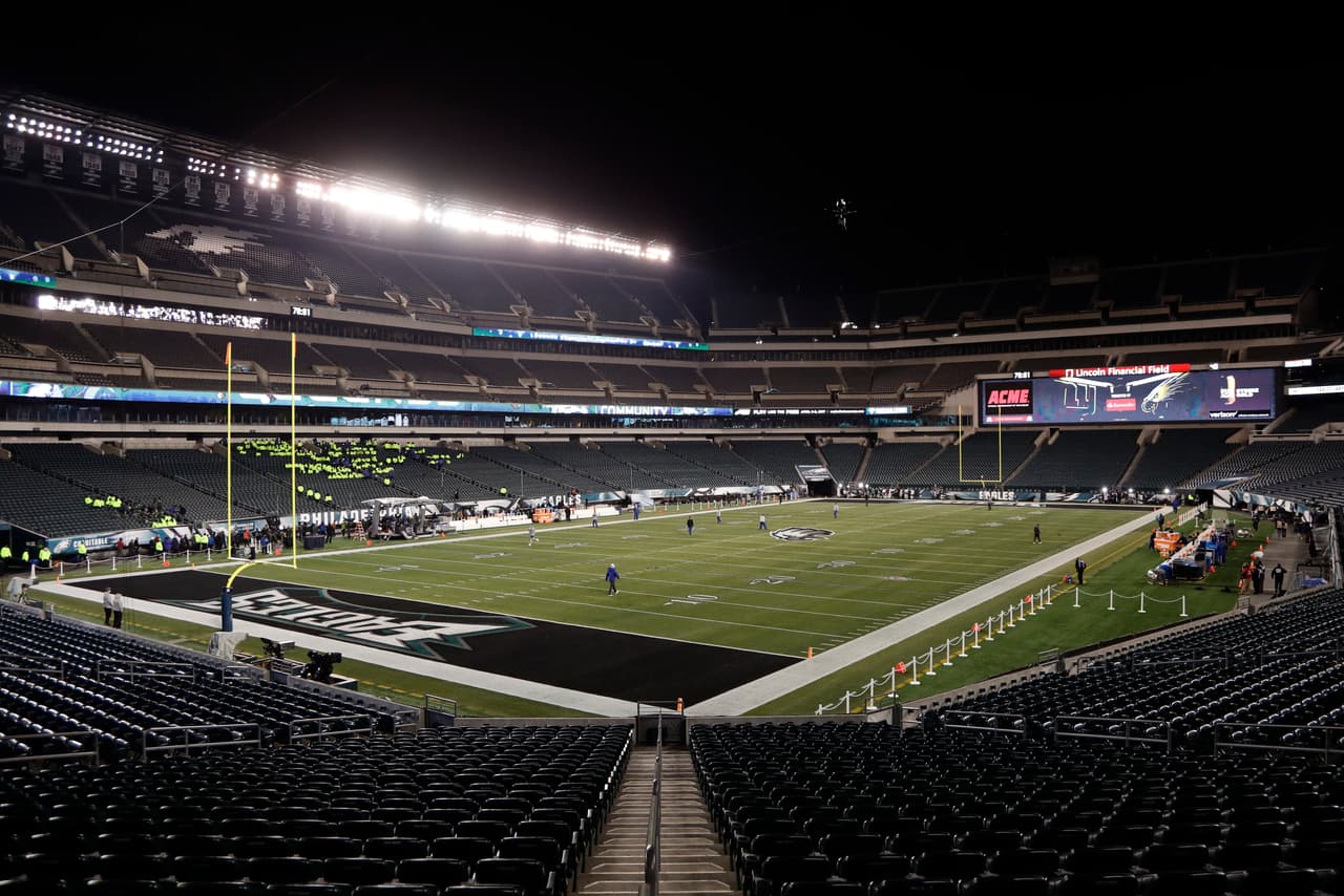 En el Lincoln Financial Field se jugarán dos llaves de cuartos de final: el ganador del grupo A Vs. el segundo del grupo B y el ganador del grupo B Vs. un mejor tercero.