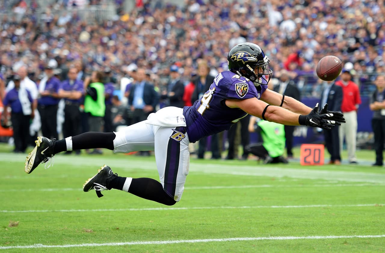 Falló la recepción el fullback de los Ravens, Kyle Juszczyk.