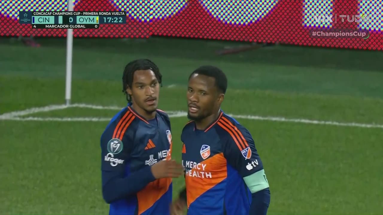 ¡Este sí no lo fallan! Cincinnati anota el primero de la noche