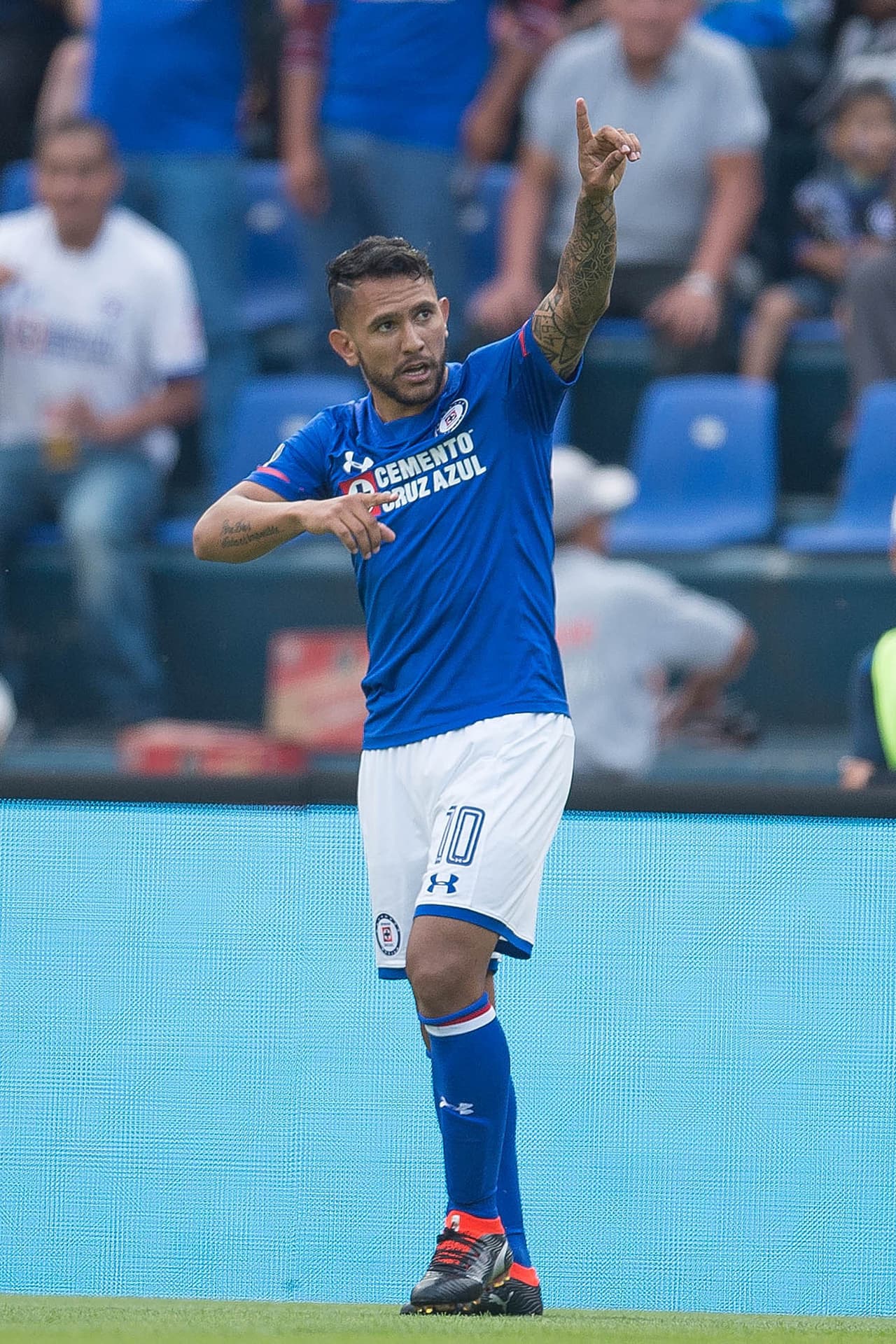 ¡Despertó el Cruz Azul! Goleada de los cementeros 5-0 ante los Tuzos del Pachuca.