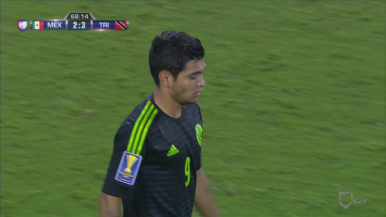 9 jJesús Corona- Entró al campo a los 68 minutos y fue el jugador más activo del conjunto mexicano a la ofensiva en la segunda mitad. No encontró con quien asociarse, aunque estrelló un balón en el travesaño. 8