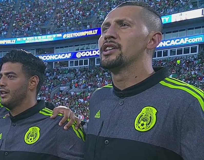 3 Yasser Corona – Tuvo una pulcra actuación a la defensiva en el primer tiempo y de sus botines salió el balón que peinó Vela y anotó Aguilar en el primer gol del Tri. Pero en la segunda parte, dos de los goles llegaron por su costado. 6