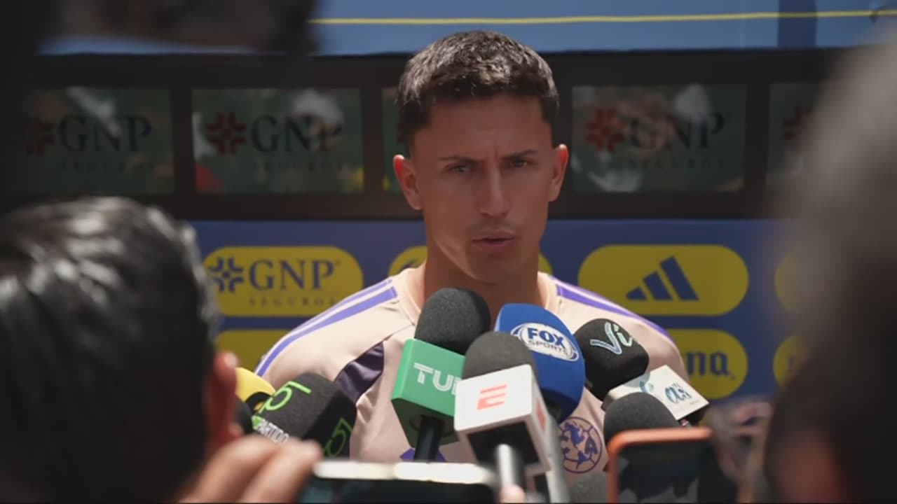 A Brian Rodríguez no le preocupa presente goleador de Chivas