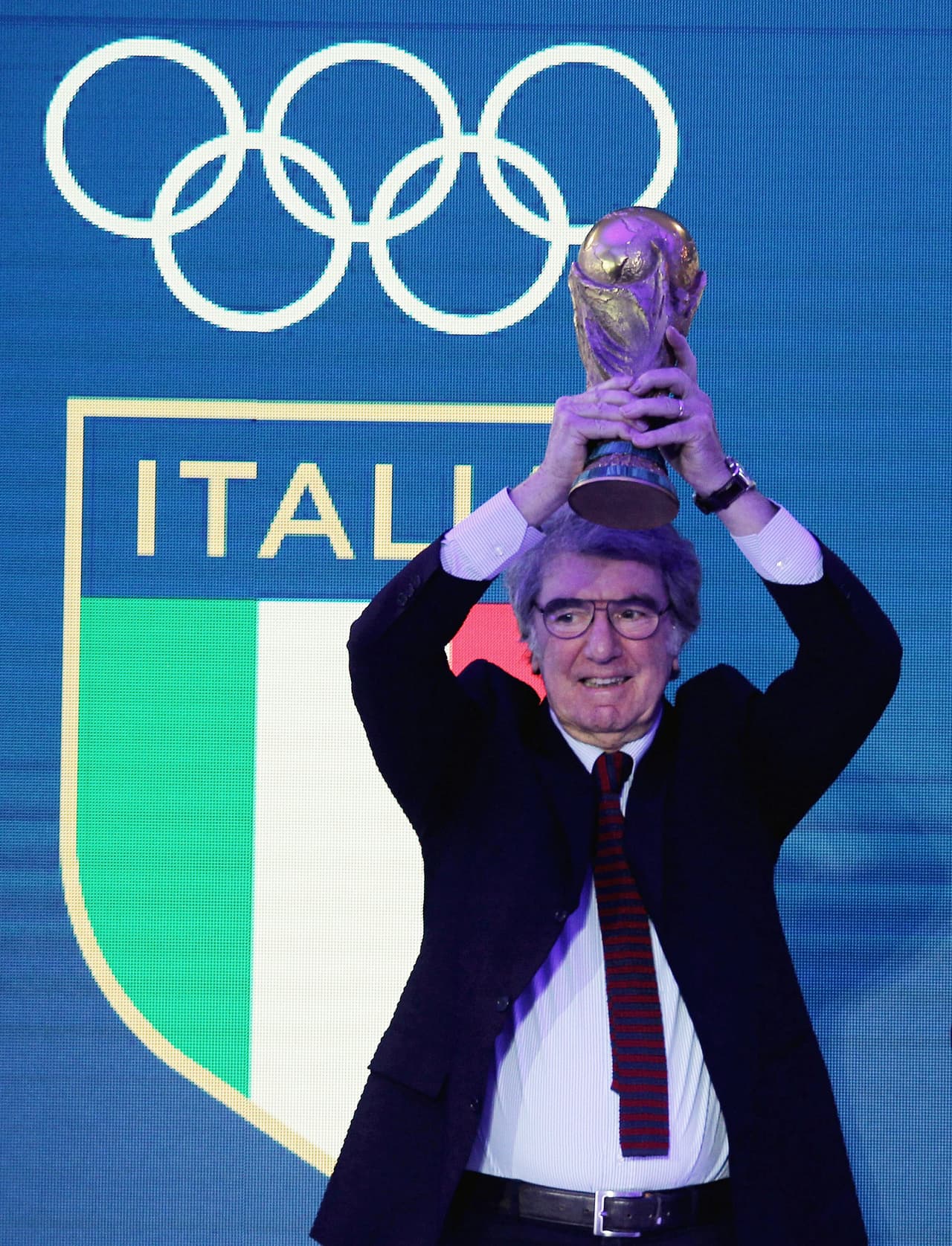 Su legado aún sigue vigente y Zoff es considerado como el mejor portero del fútbol italiano, además de uno de los más grandes arqueros de la historia.