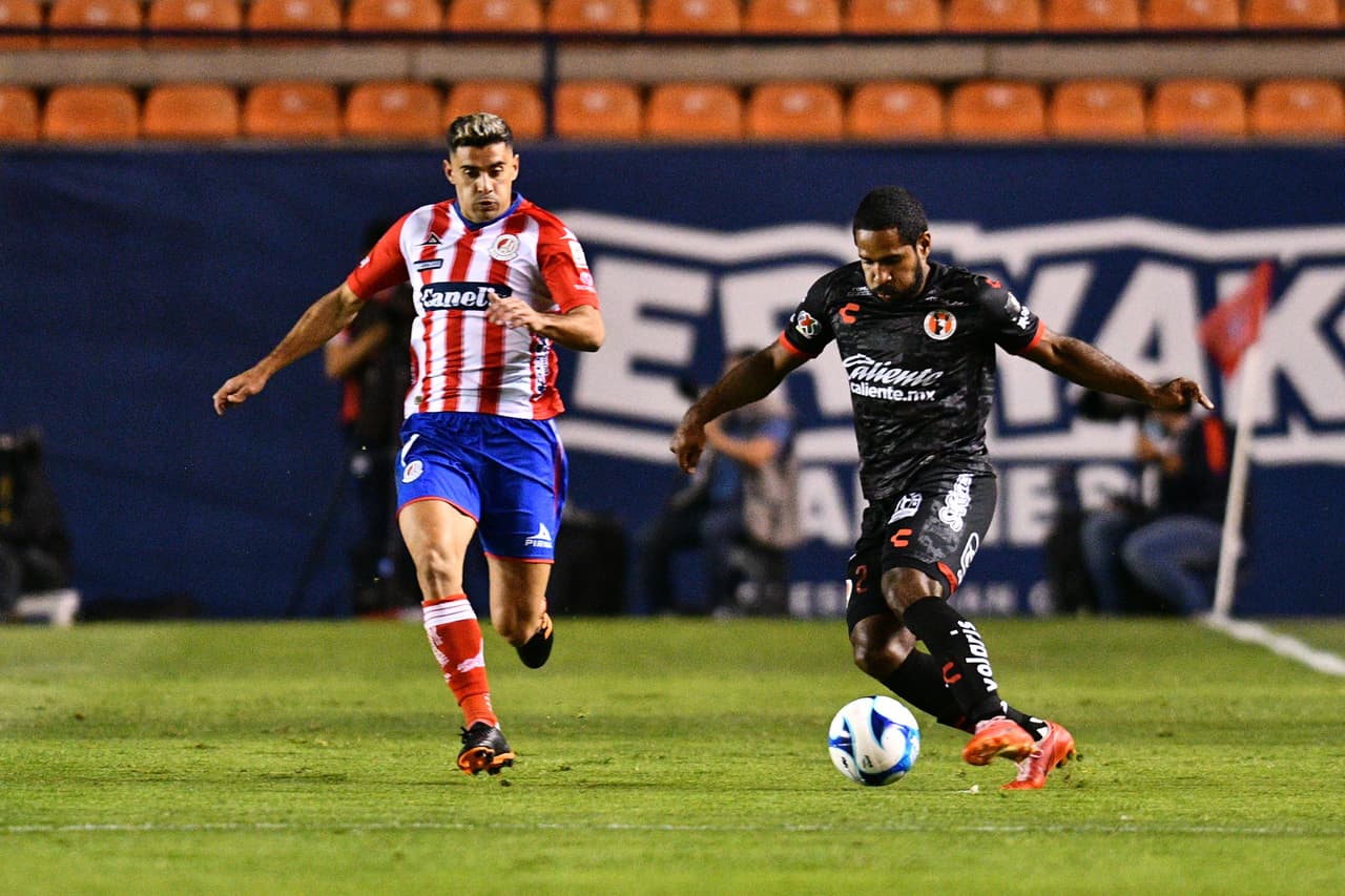 Atletico San Luis consigue el empate en el minuto 95 y con un marcador de 2-2, los potosinos y los fronterizos dividen puntos. Tijuana tomó la punta del toneo de manera momentánea y San Luis se queda en la posición número 14 con cuatro puntos.