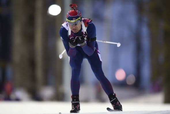 El incombustible Björndalen -que hace 12 años fue el rey de los Juegos de Salt Lake City, con cuatro oros- convirtió a Noruega en la primera líder del medallero.