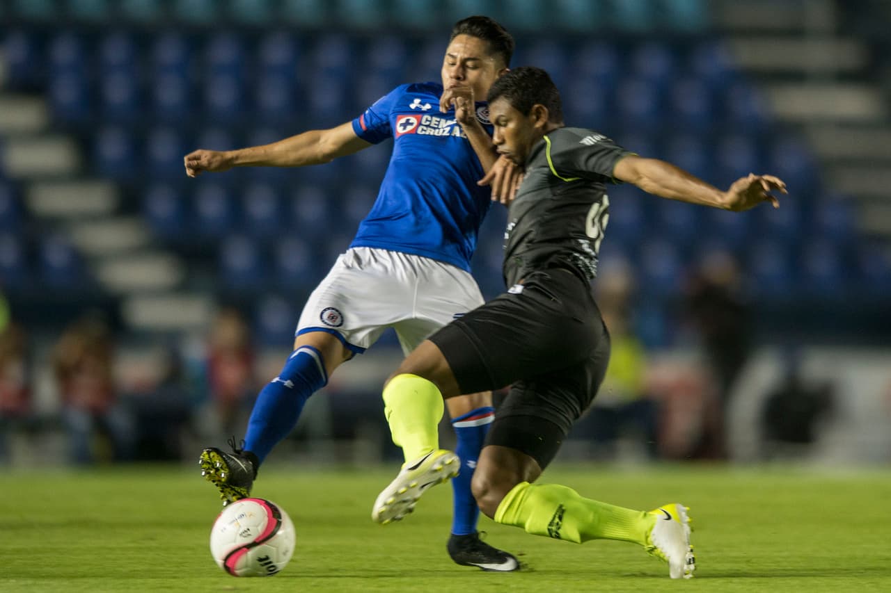 El brasileño Elbis Sousa, de Zacatepec, estaría en los planes de los Rayos del Necaxa.