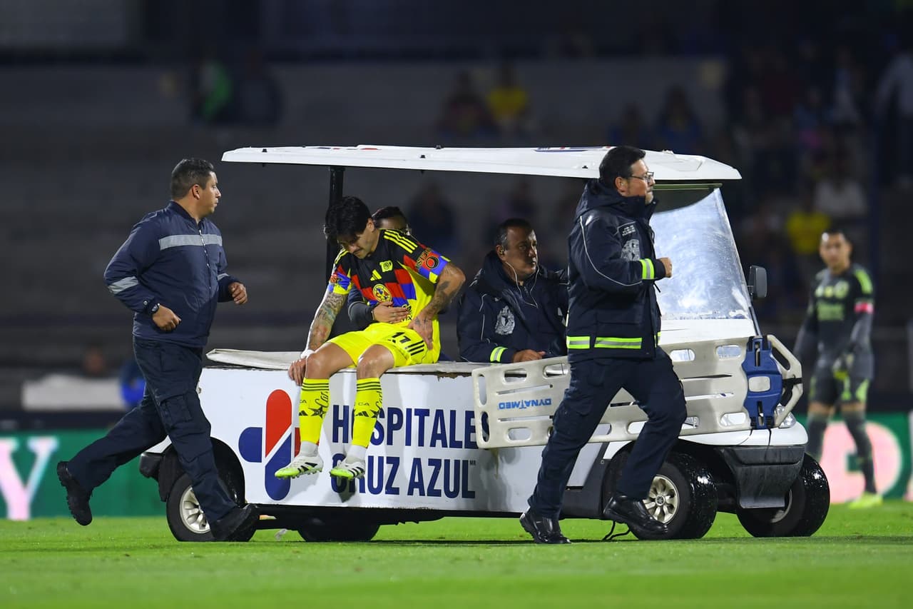 Víctor Dávila - El chileno presentó una lesión muscular en el primer tiempo ante Cruz Azul. Fue sustituido por Zendejas, quien también se resintió de su lesión.