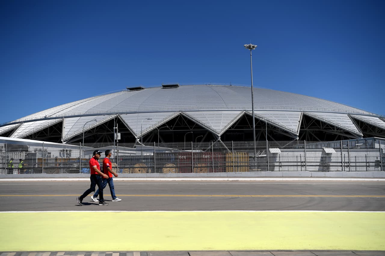 El estadio Cosmos Arena o Samara Arena, como fue conocido durante el Mundial, tiene forma exterior parecida a un platillo volador, ya que la ciudad es la capital de la industria aeroespacial rusa.